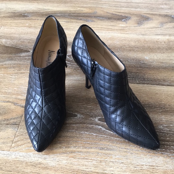 Neiman Marcus Koren Quilted Leather Booties

Not included in BOGO SALE - Picture 1 of 13